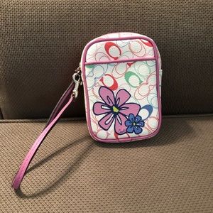 Coach carry case / wristlet